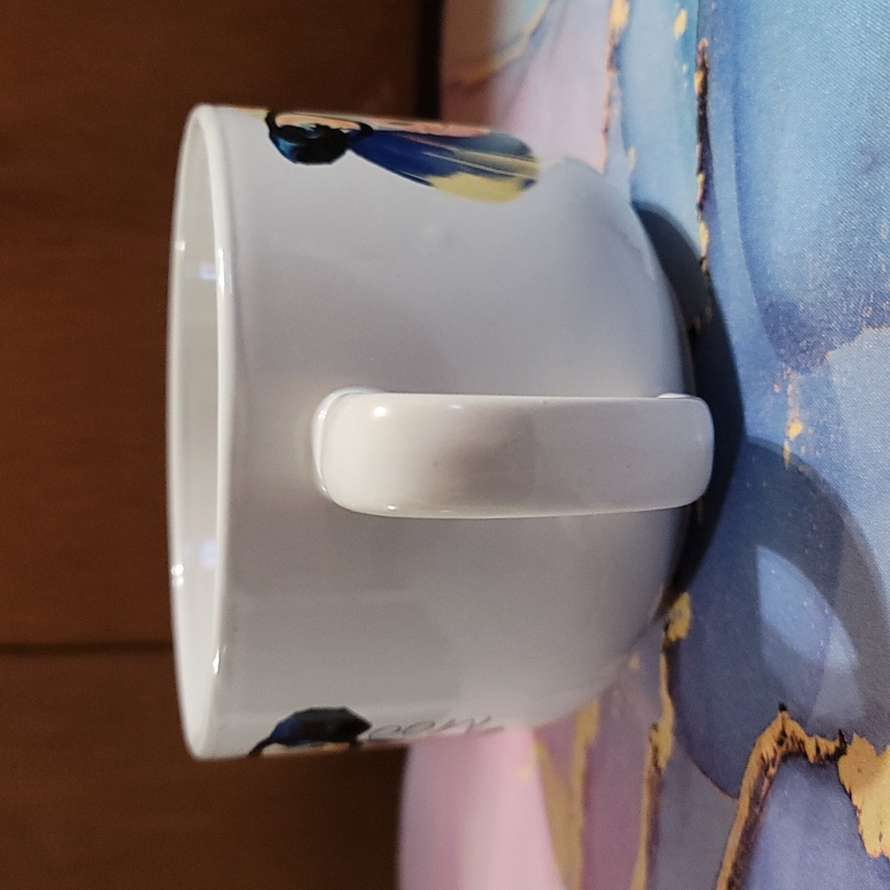 Large cup - Picture 3 of 10